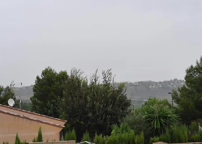 Semesterbostad Descanso Romantico Montroy